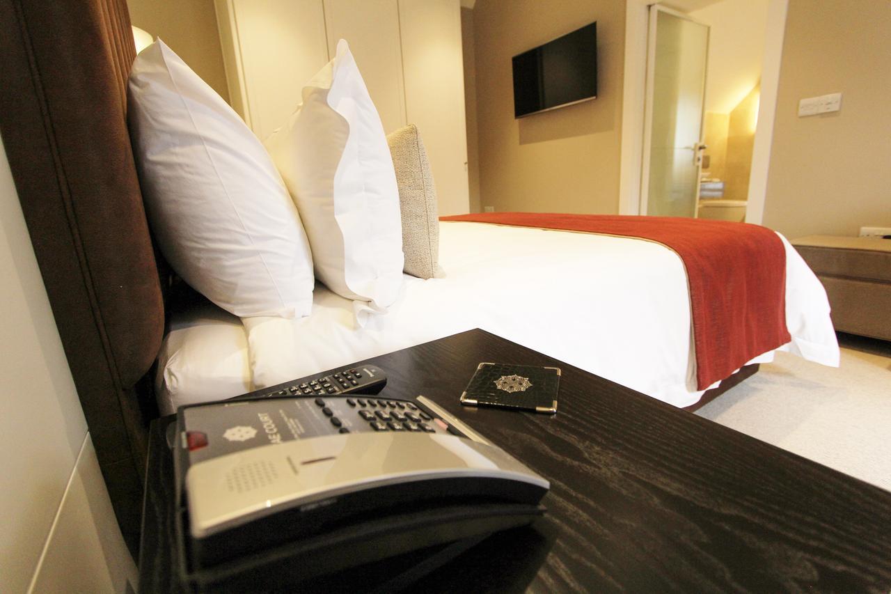 Cae Court Hotel Bridgend  Eksteriør billede